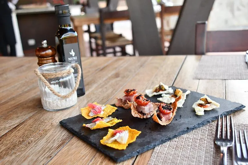 **** Otel Baia Di Conte Resort Alghero İtalya