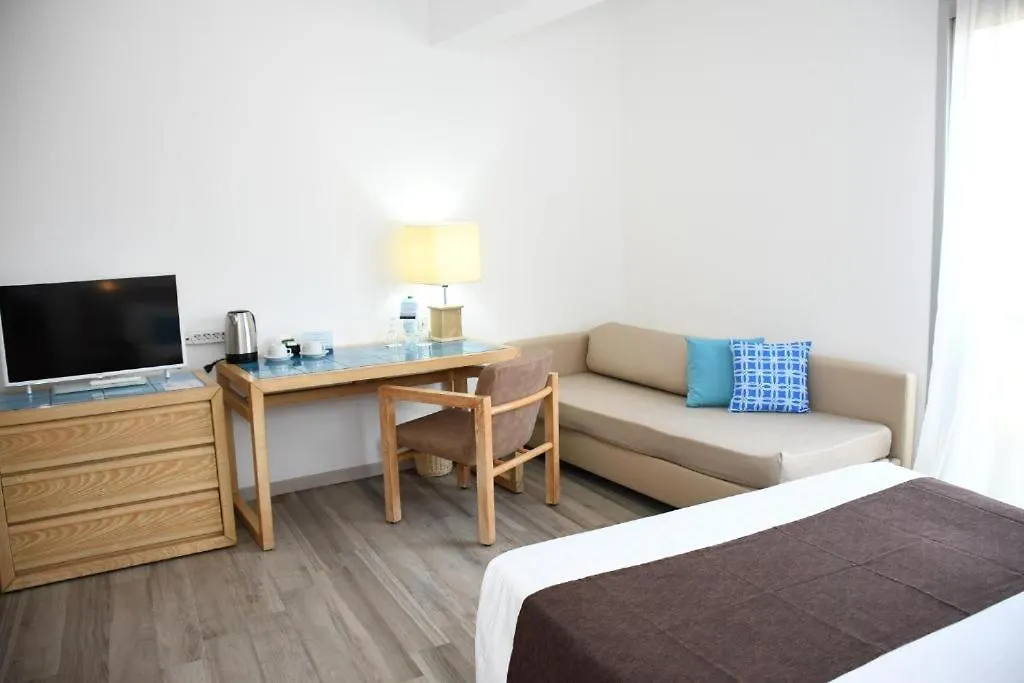 Baia Di Conte Resort Alghero 4*,